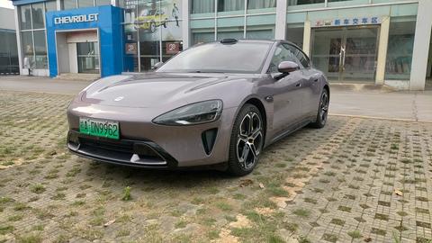 Xiaomi SU7