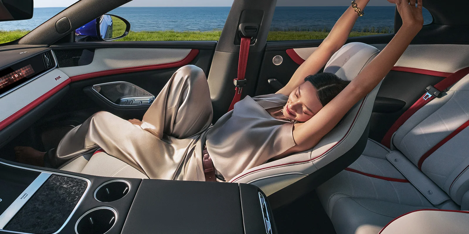 Passenger Intelligent Zero-Gravity Seat