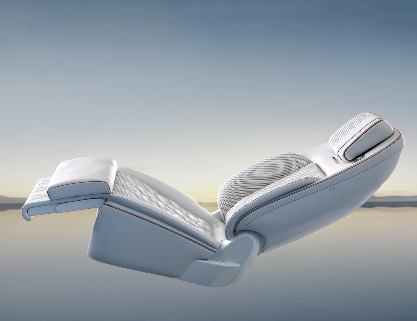 Maextro S800 搭载 ActiveSafe 零重力座椅