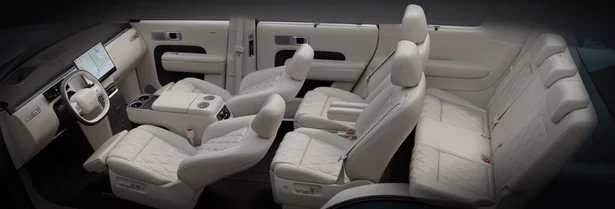 Front Zero-Gravity Seats