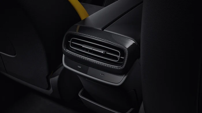 Carbon Rear Vent Trim